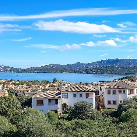 Awesome Apartment In Cannigione Appartement